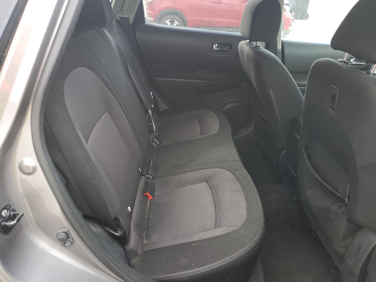 2012 Nissan Rogue - Image 11