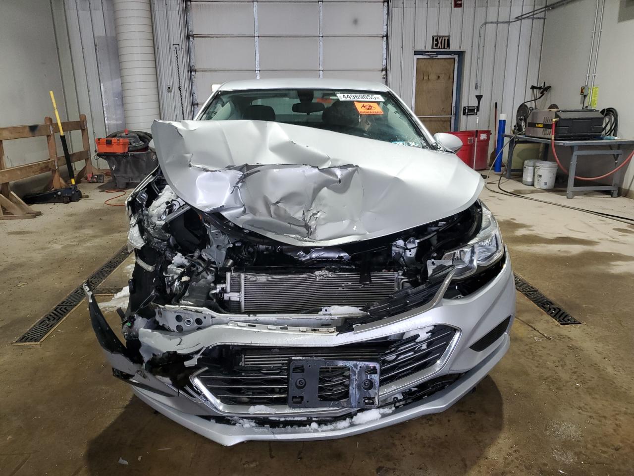 2018 Chevrolet Cruze - Image 5