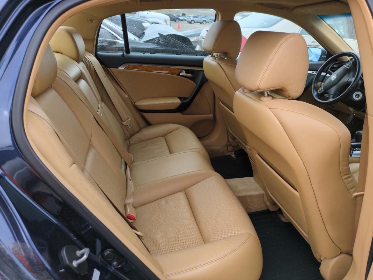 2004 Acura TL - Image 10