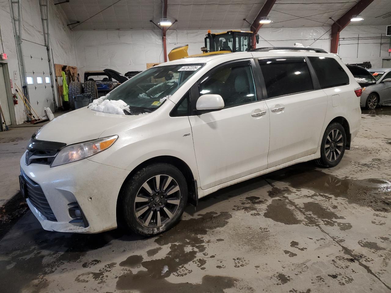 2019 Toyota Sienna Xle for Sale in Center Rutland, VT - Mechanical