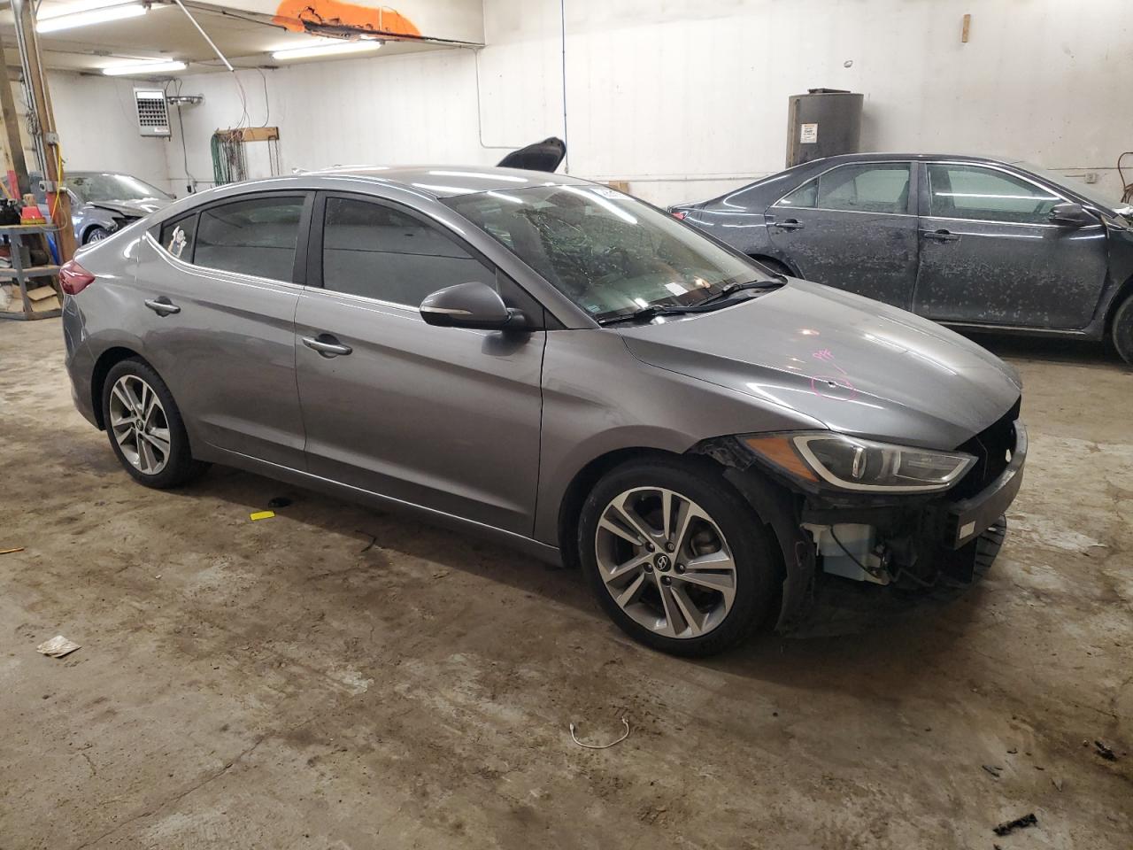 2018 Hyundai Elantra - Image 4