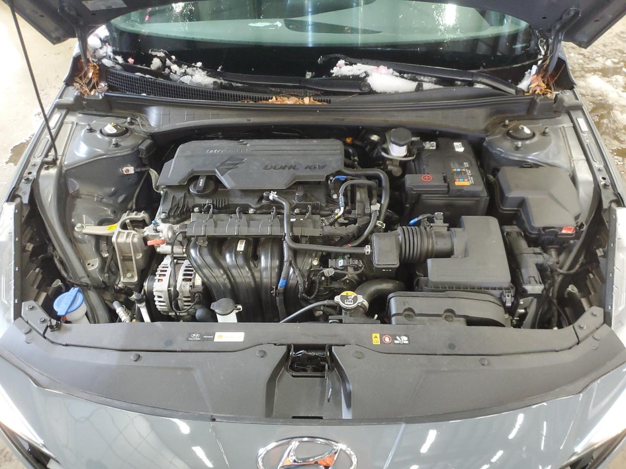2023 Hyundai Elantra - Image 11