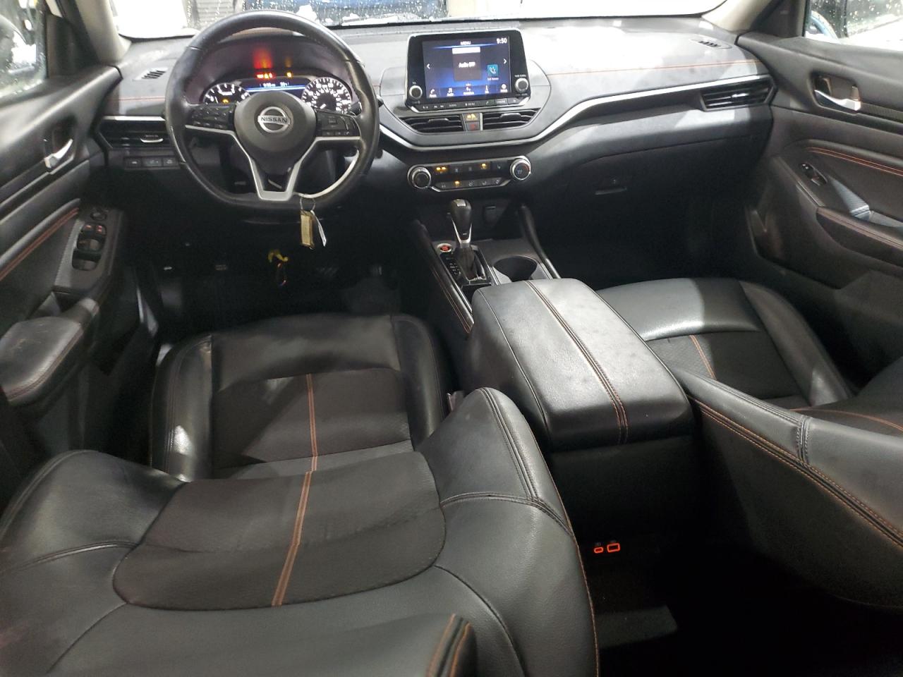 2021 Nissan Altima - Image 8