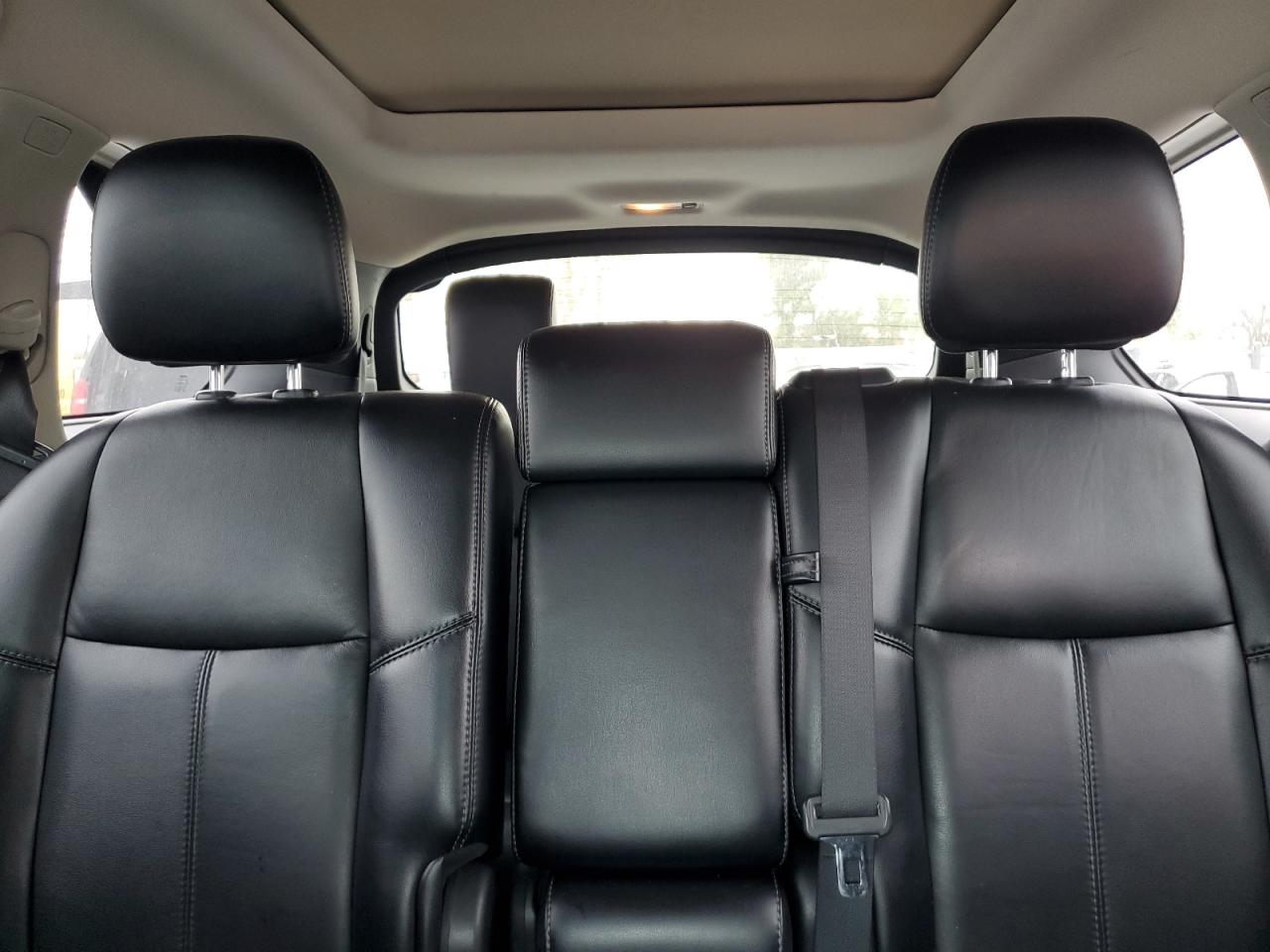 2014 Nissan Pathfinder - Image 10
