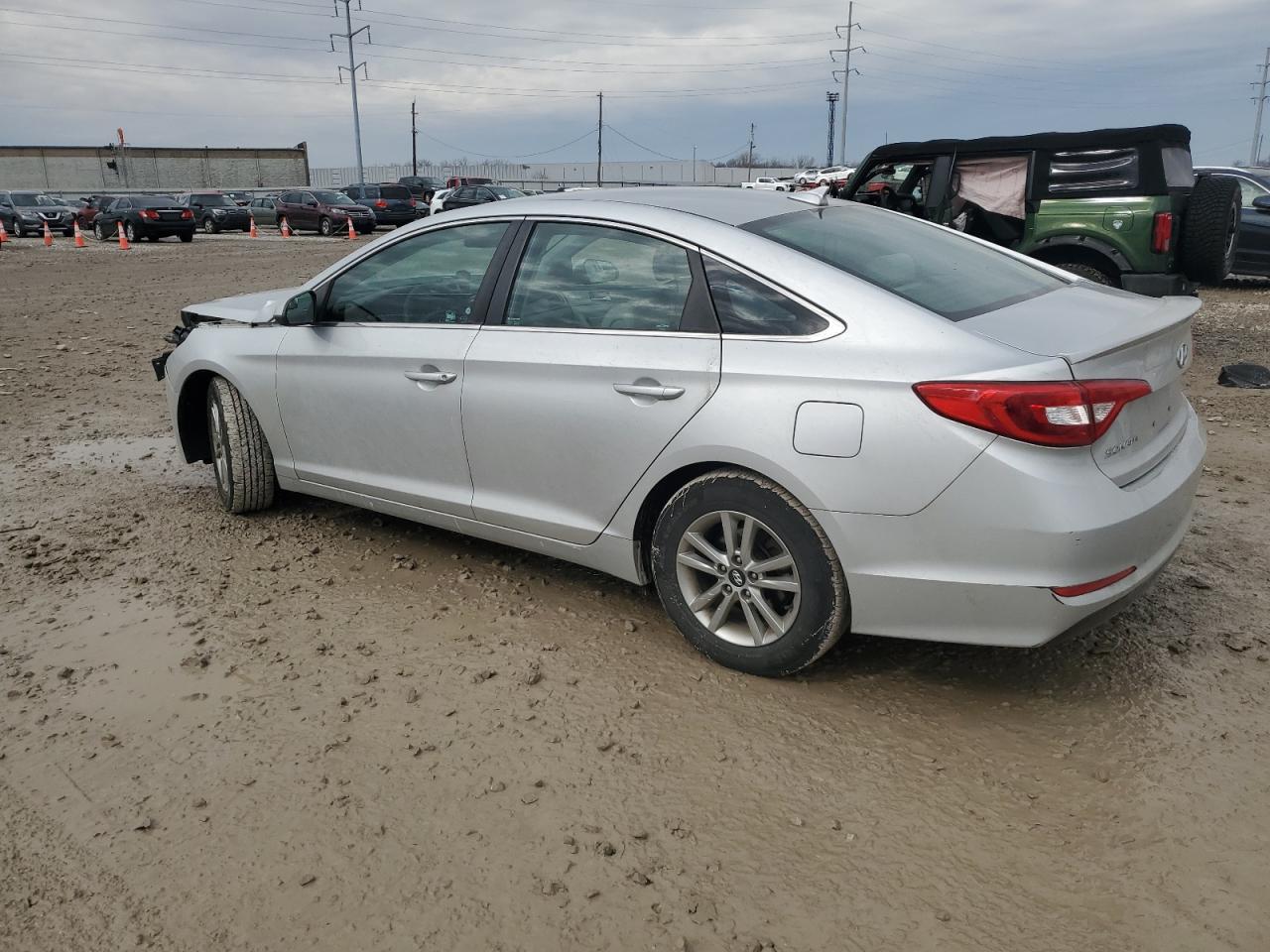 2015 Hyundai Sonata - Image 2
