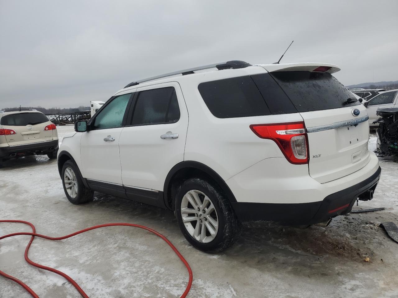 2013 Ford Explorer - Image 2