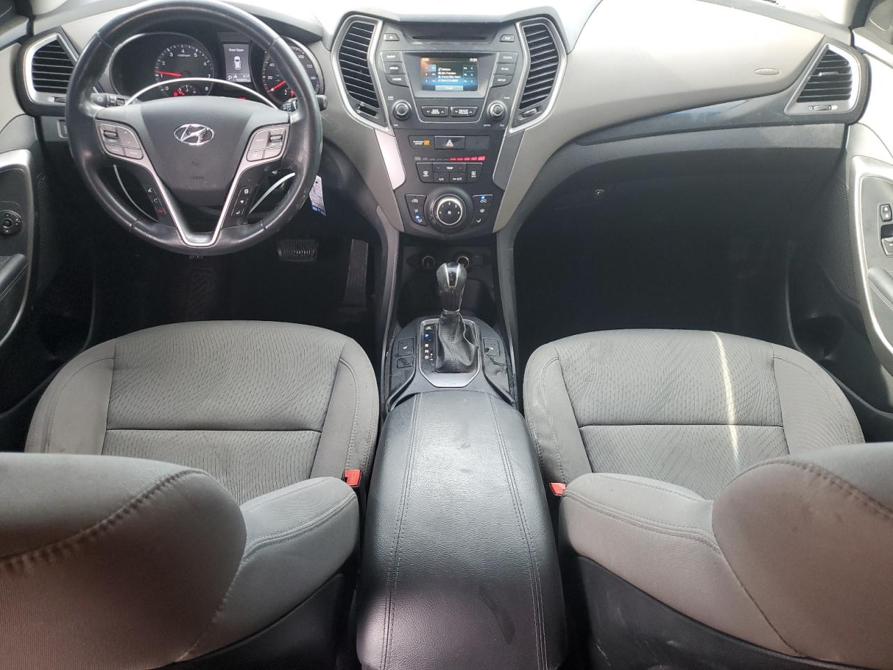 2014 Hyundai Santa Fe - Image 8