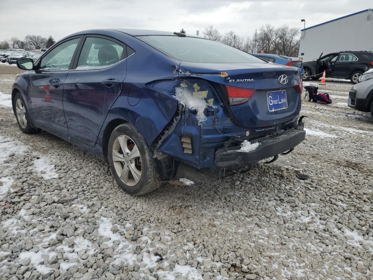 2016 Hyundai Elantra - Image 2