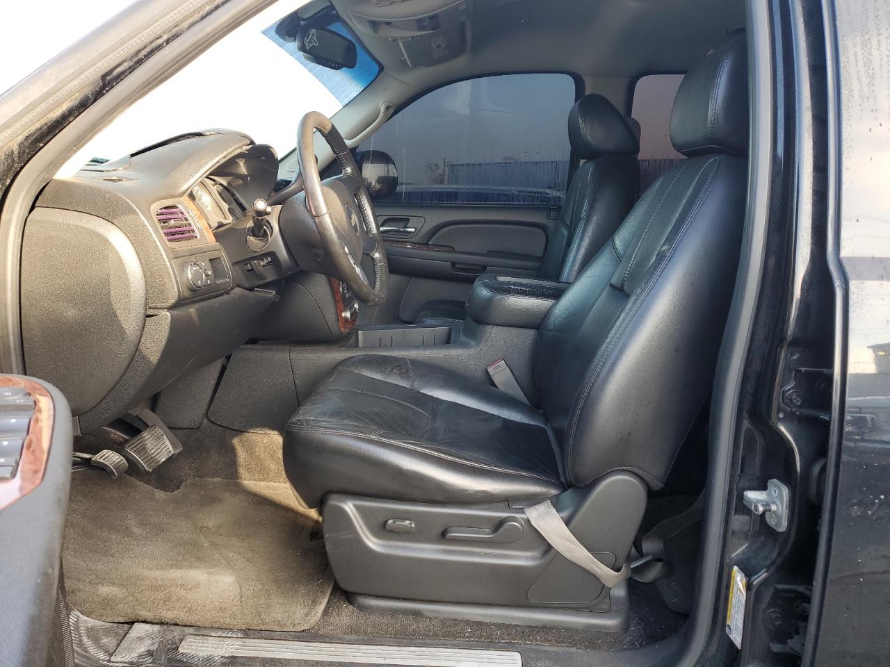 2007 Chevrolet Tahoe - Image 7