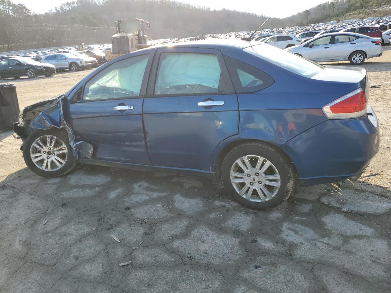 2009 Ford Focus - Image 2