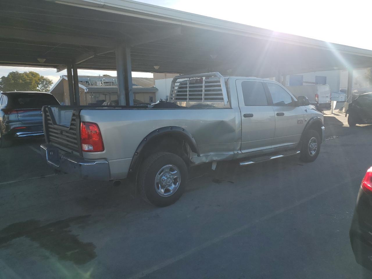 2010 Dodge RAM - Image 3