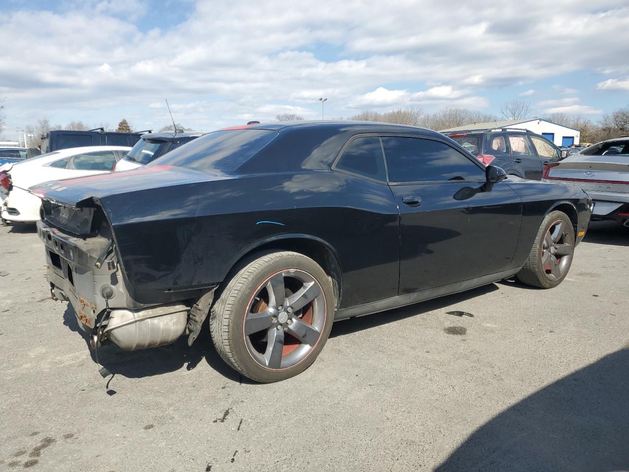 2012 Dodge Challenger - Image 3