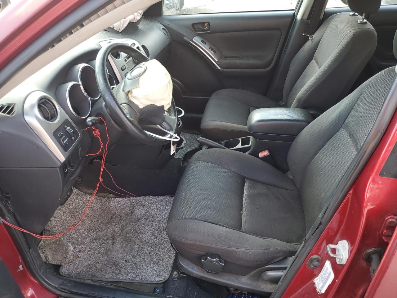 2004 Pontiac Vibe - Image 7