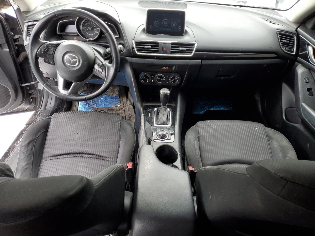 2016 Mazda 3 - Image 8