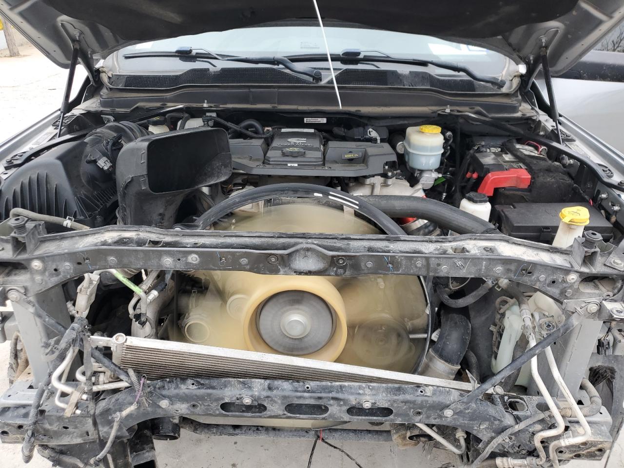 2021 RAM 3500 - Image 11