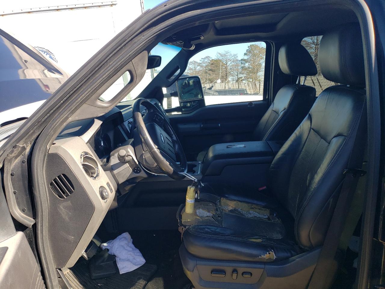 2011 Ford F450 - Image 7