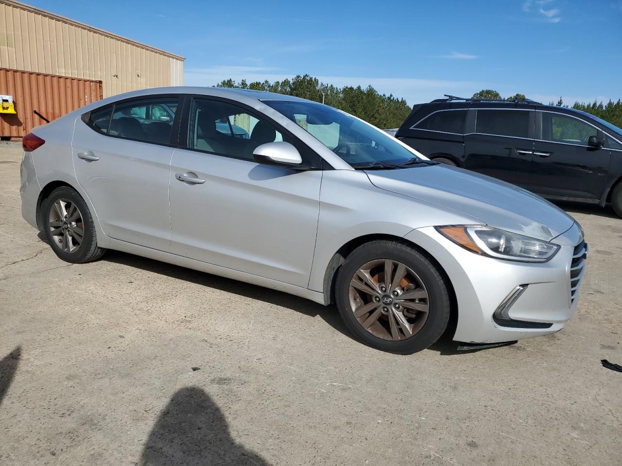 2018 Hyundai Elantra - Image 4