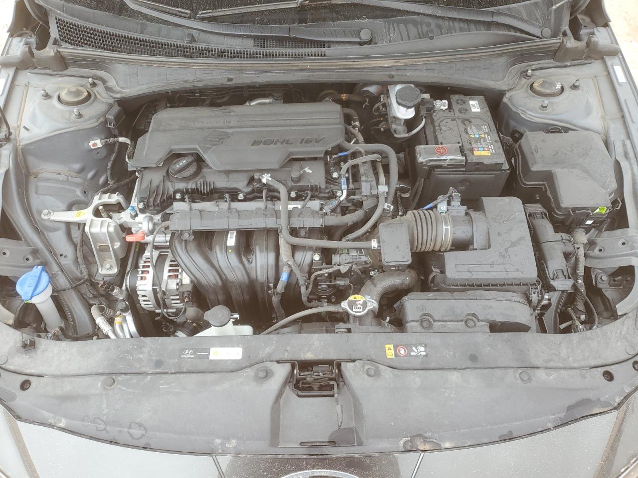 2024 Hyundai Elantra - Image 11