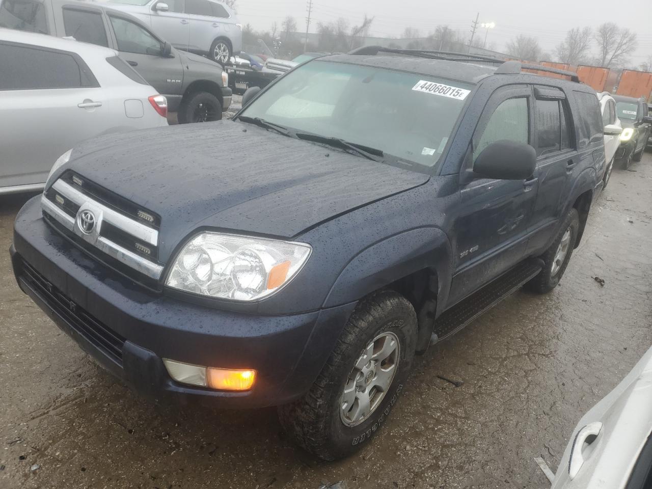 2005 Toyota 4Runner - Image 1
