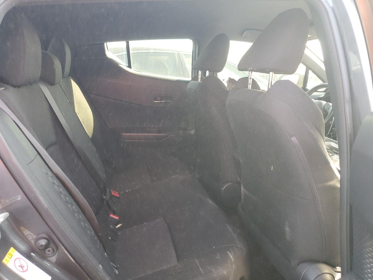 2018 Toyota C-HR - Image 10