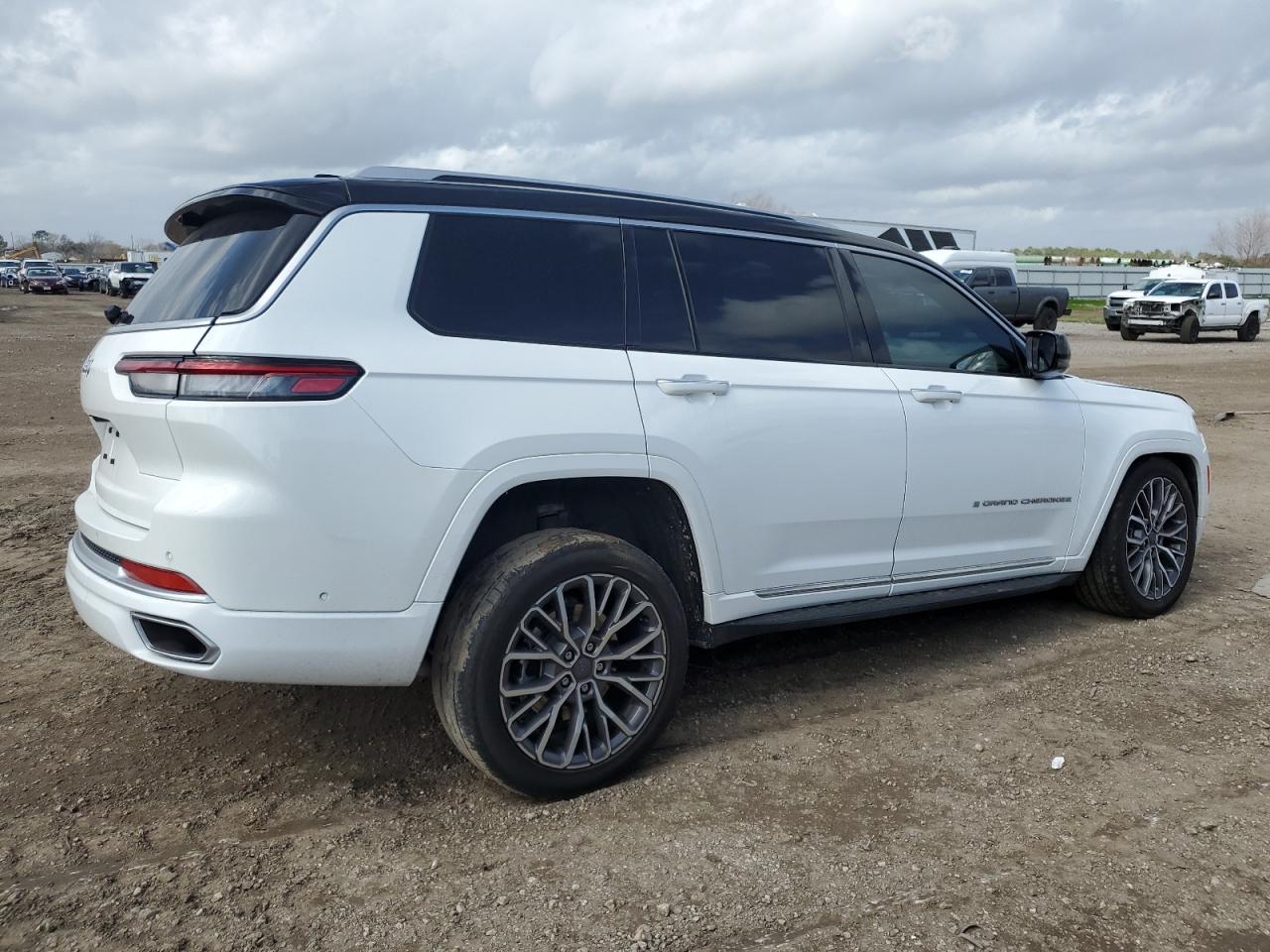2021 Jeep Grand Cherokee - Image 3