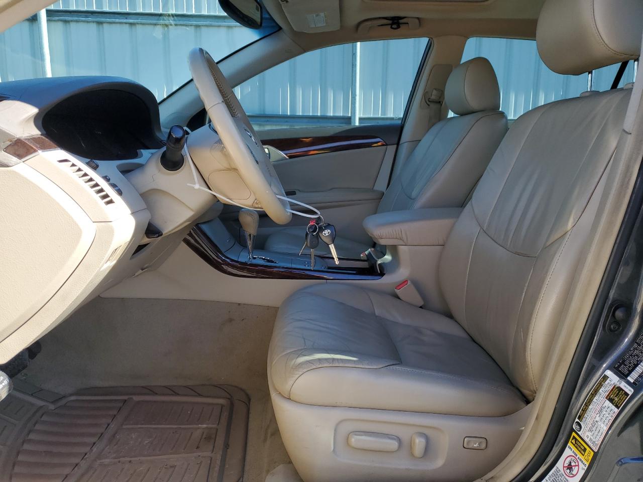 2008 Toyota Avalon - Image 7