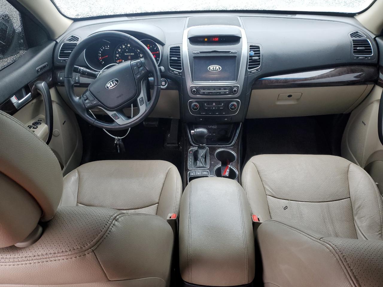 2014 Kia Sorento - Image 8