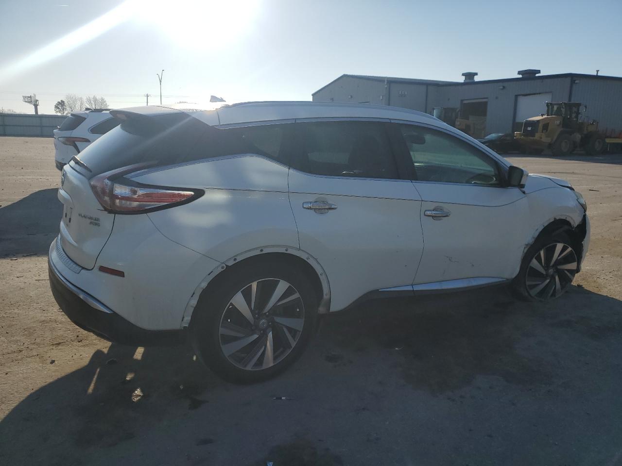 2015 Nissan Murano - Image 3