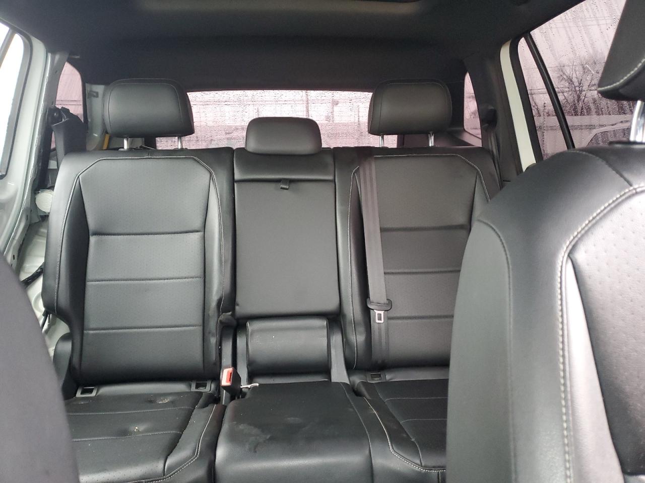2021 Volkswagen Tiguan - Image 10