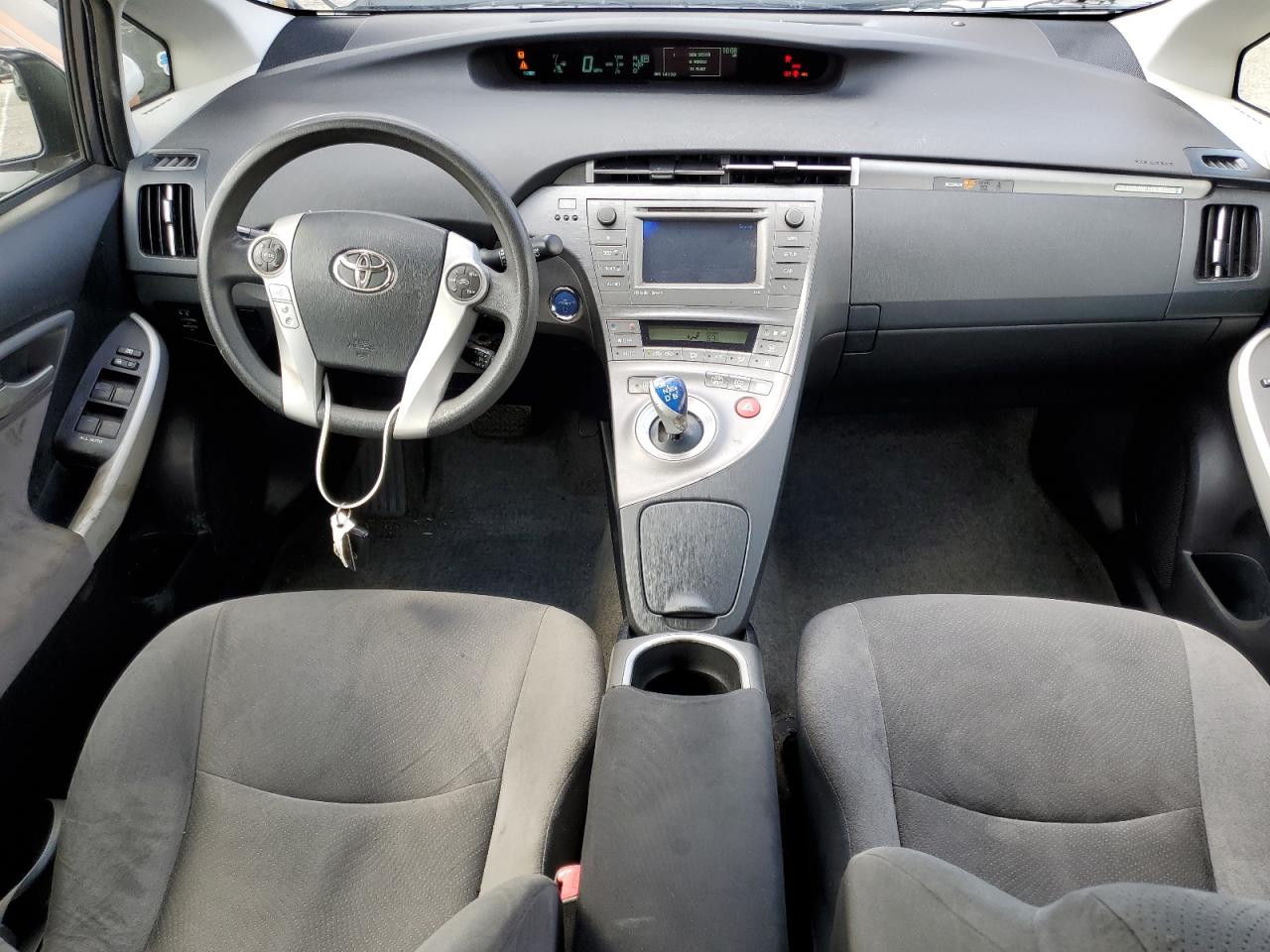 2012 Toyota Prius - Image 8