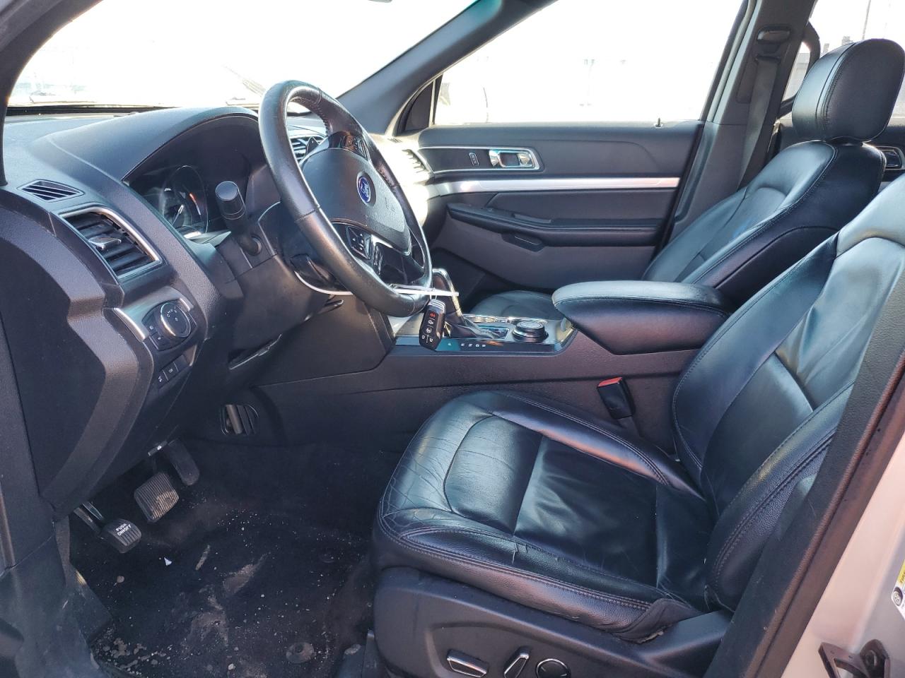 2016 Ford Explorer - Image 7