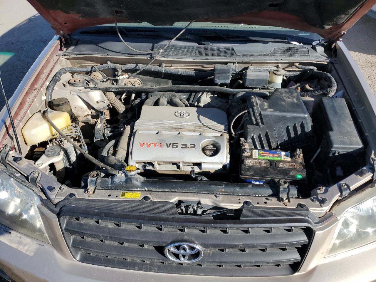 2004 Toyota Highlander - Image 12