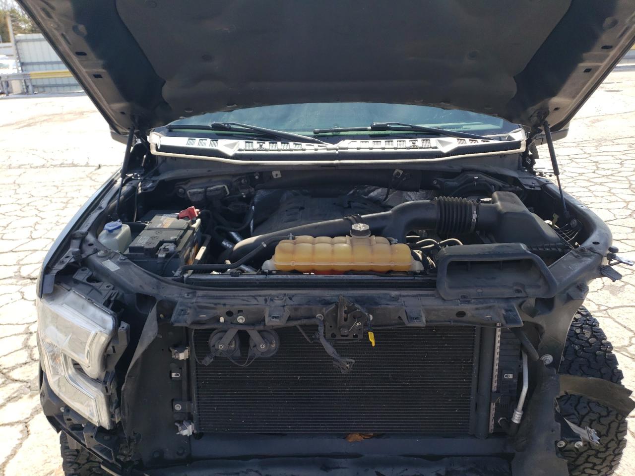 2015 Ford F-150 - Image 11