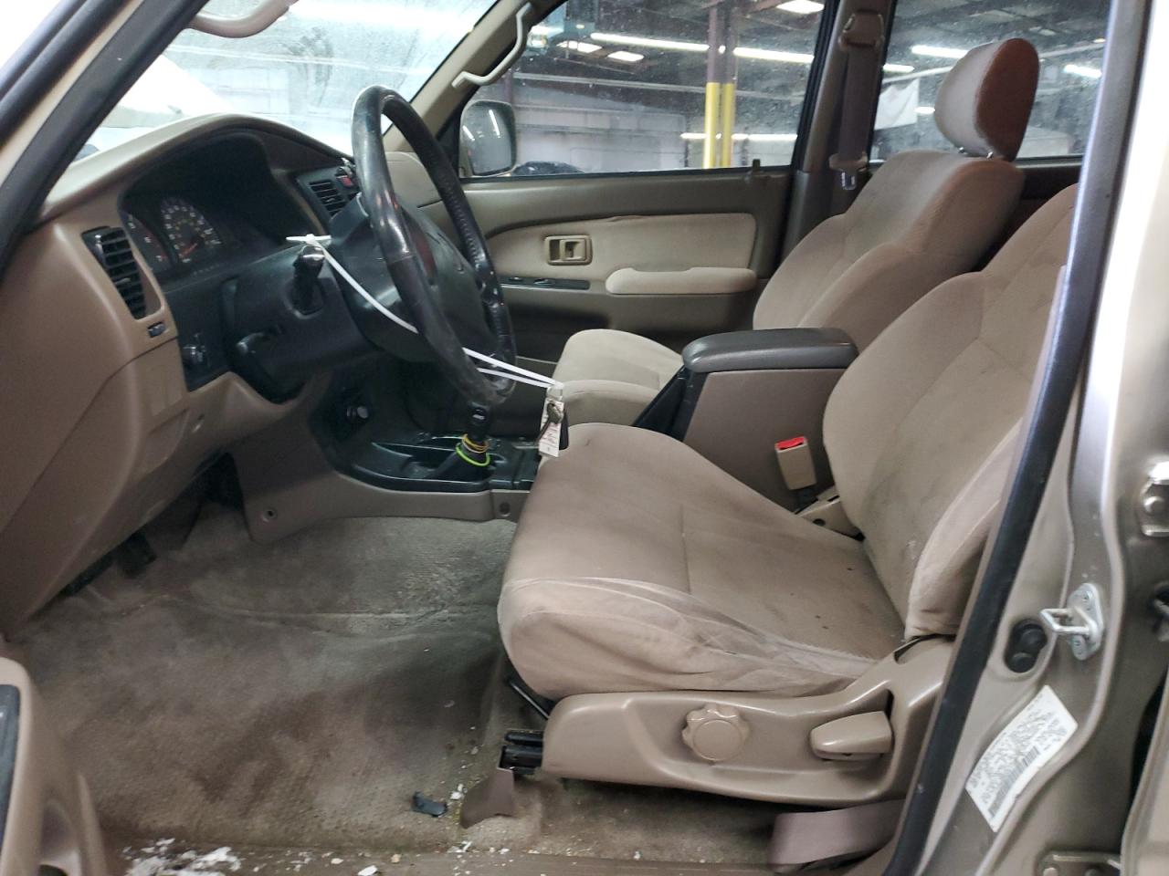2002 Toyota 4Runner - Image 7