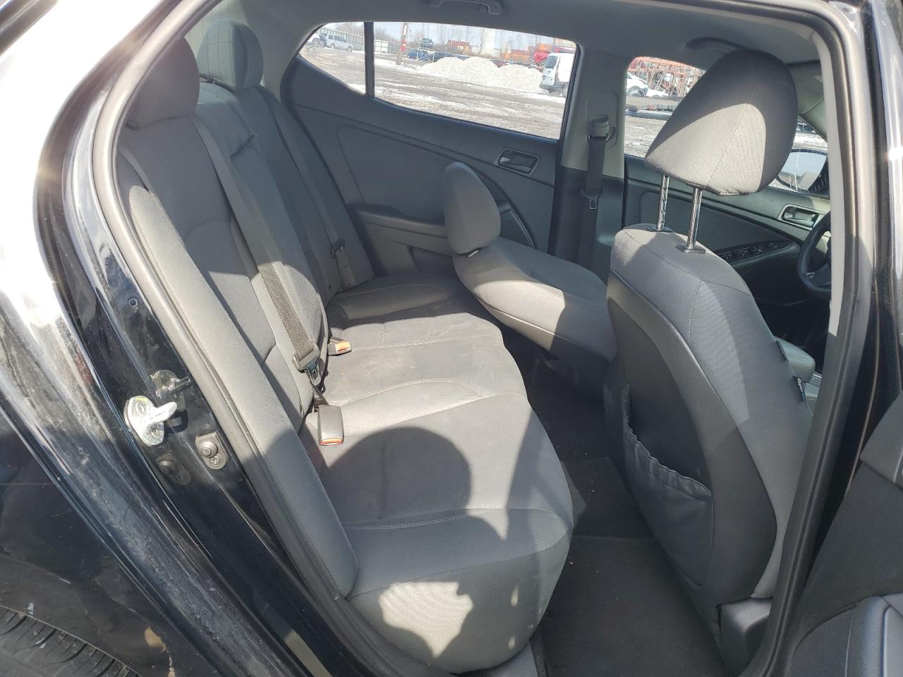 2015 Kia Optima - Image 10