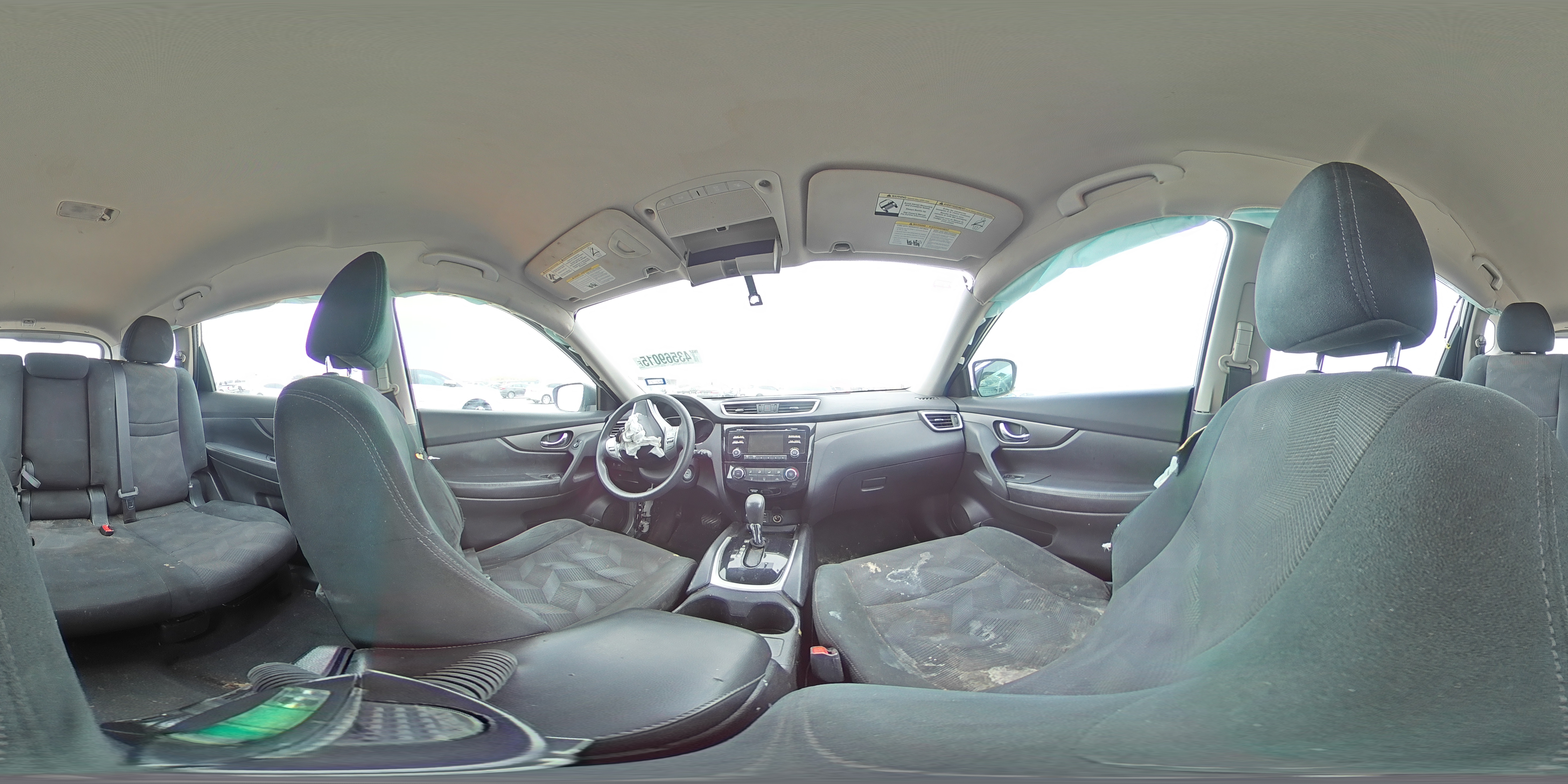 2016 Nissan Rogue - Image 16