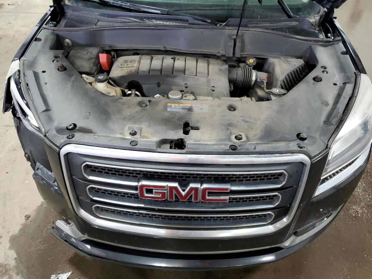 2013 GMC Acadia - Image 13