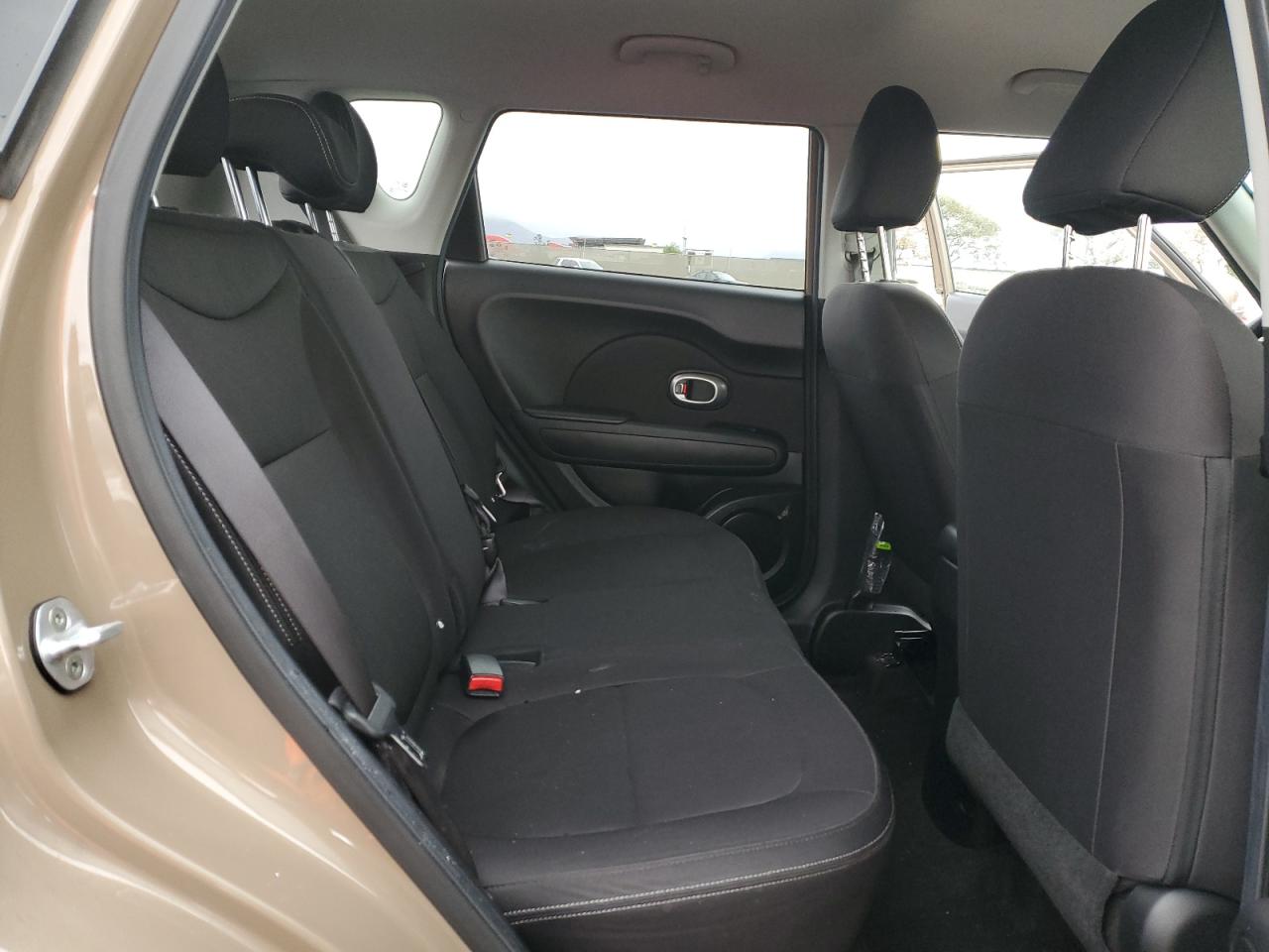 2015 Kia Soul - Image 11