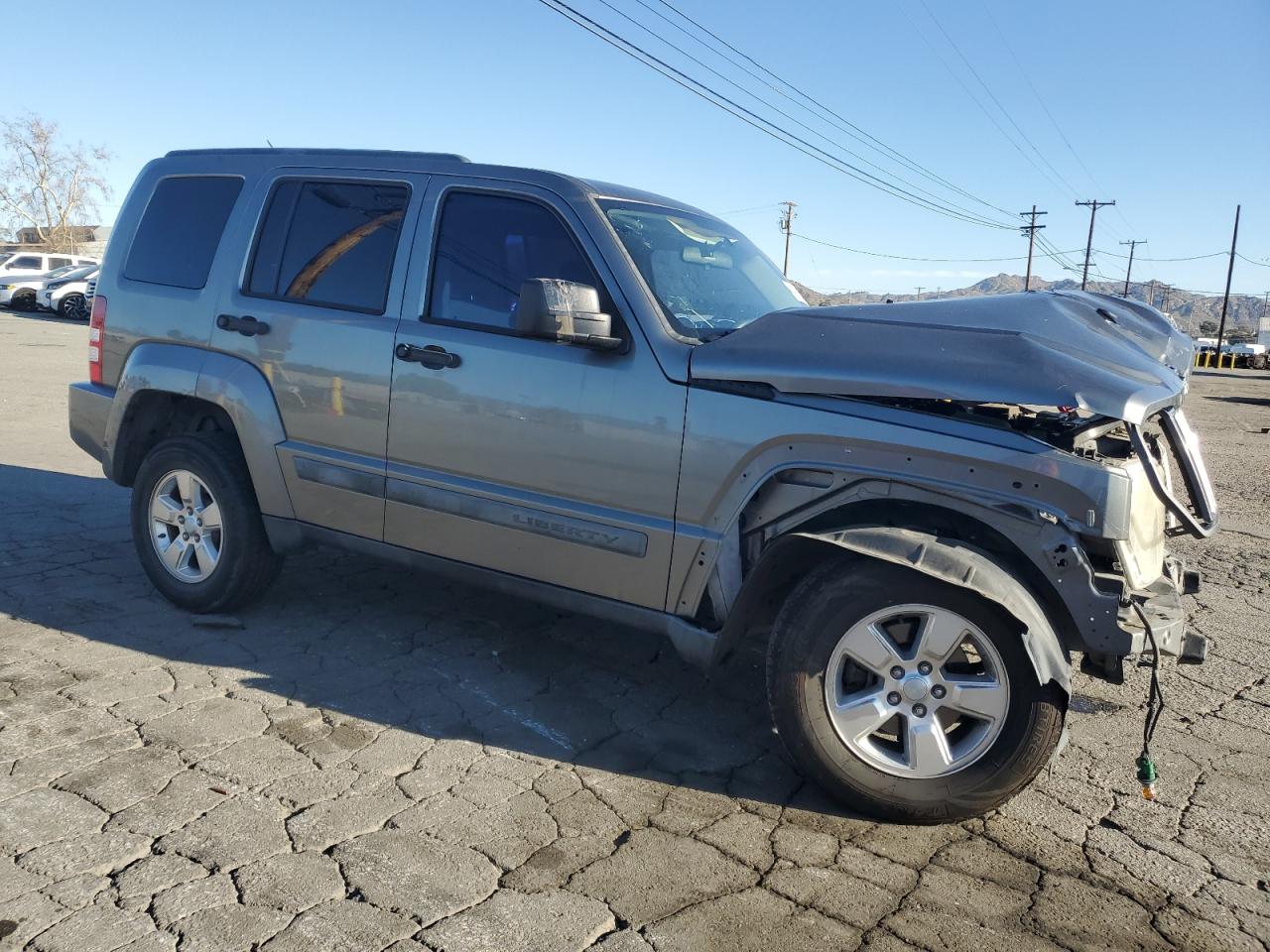 2012 Jeep Liberty (North America) - Image 4