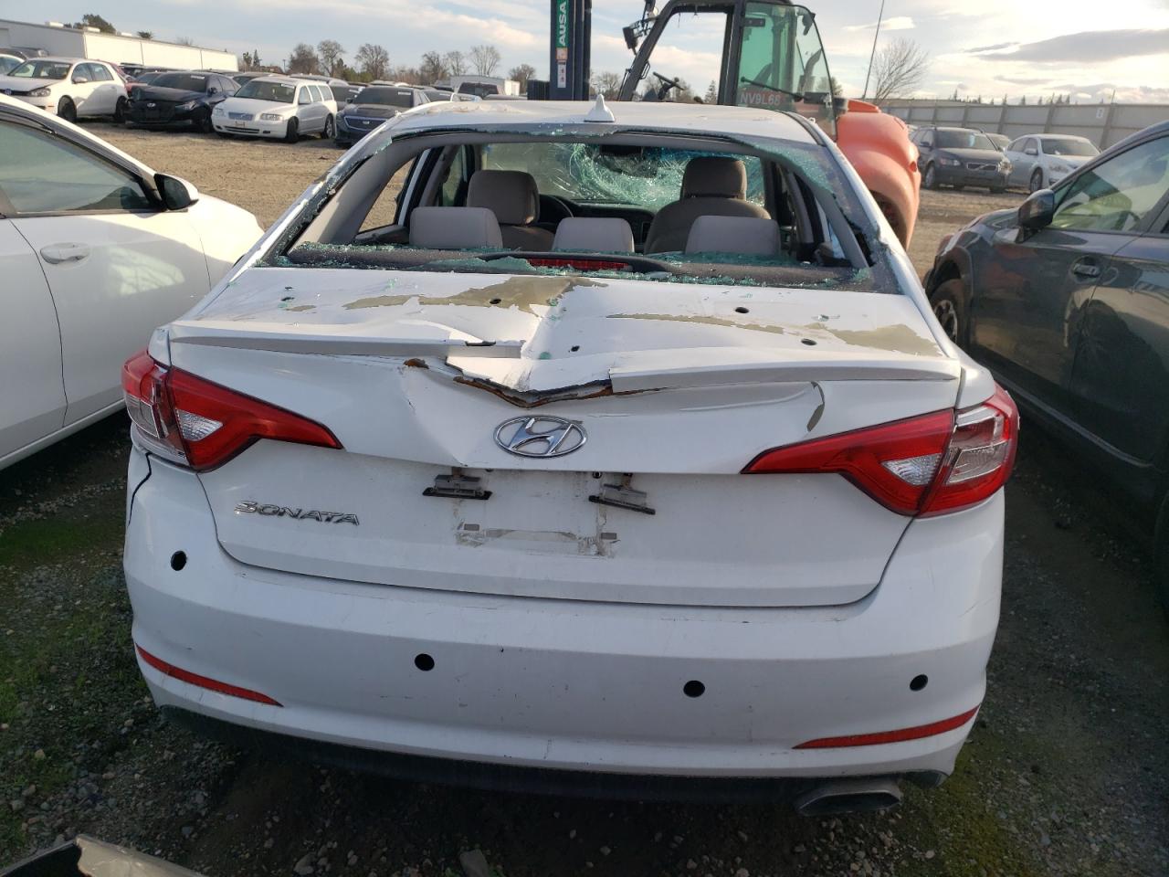 2017 Hyundai Sonata - Image 6