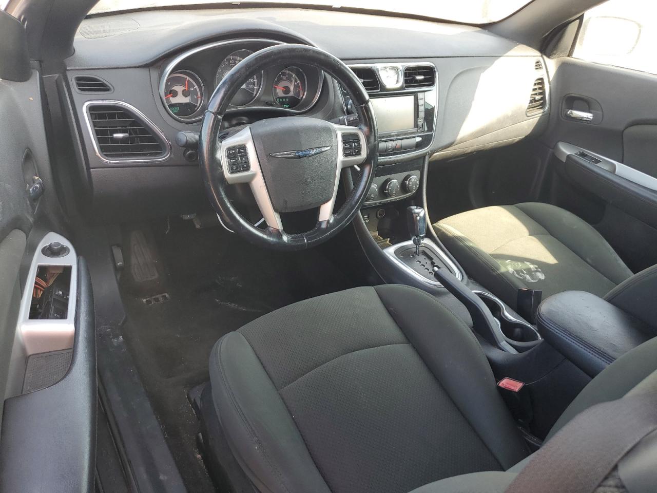 2011 Chrysler 200 - Image 8