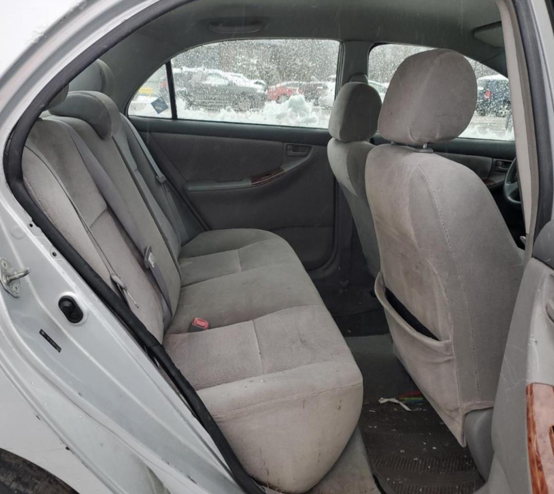 2006 Toyota Corolla - Image 10