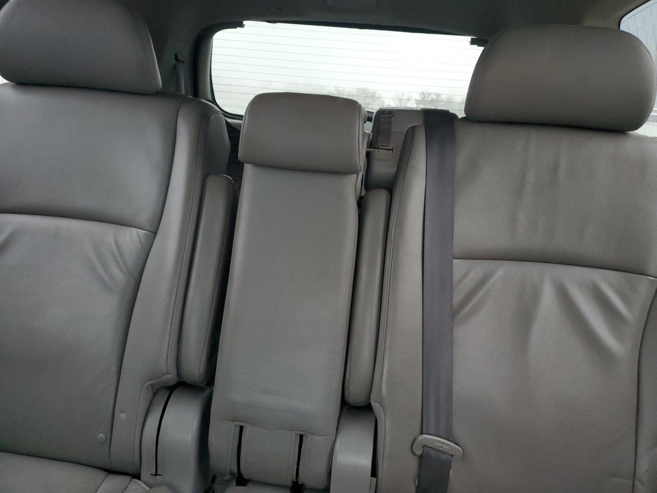 2009 Toyota Highlander - Image 10
