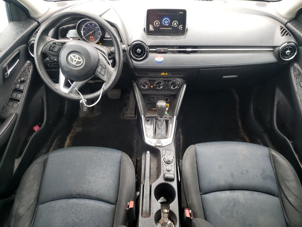 2017 Toyota Yaris - Image 8
