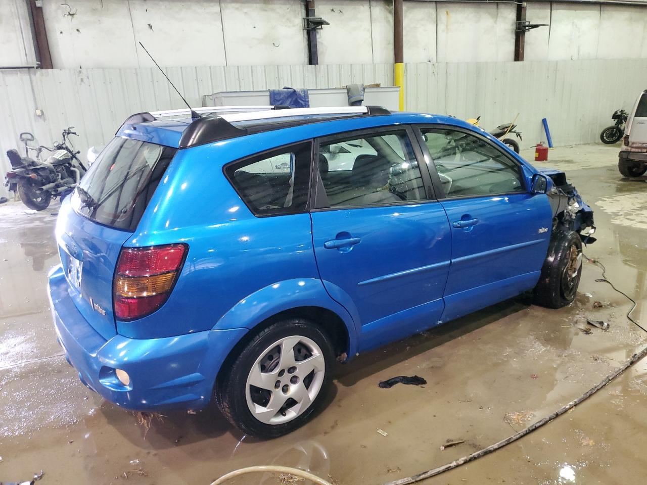 2007 Pontiac Vibe - Image 3