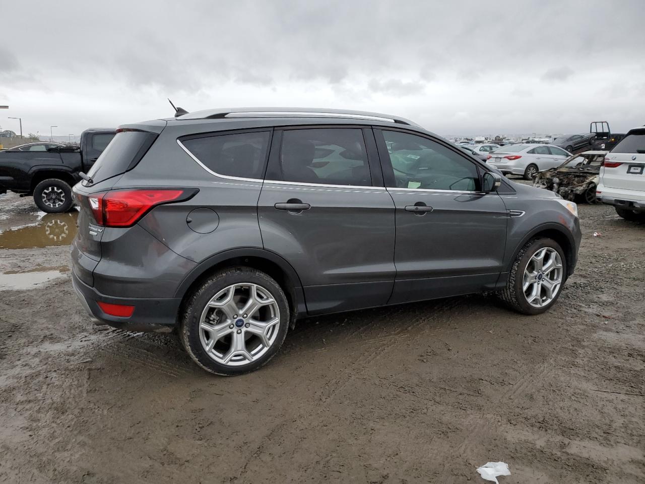 2019 Ford Escape - Image 3