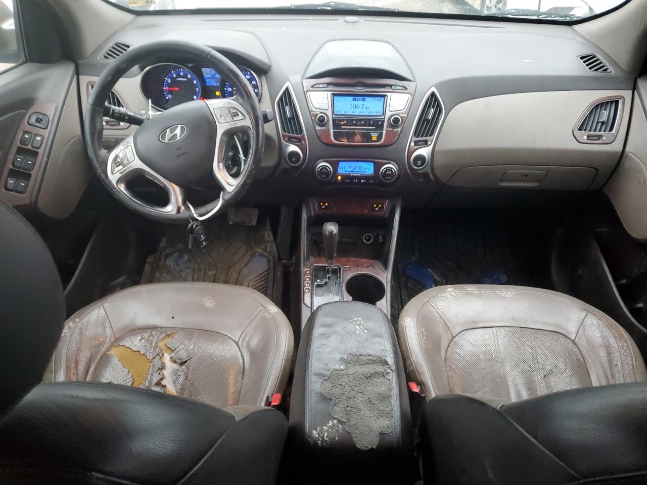 2011 Hyundai Tucson - Image 8