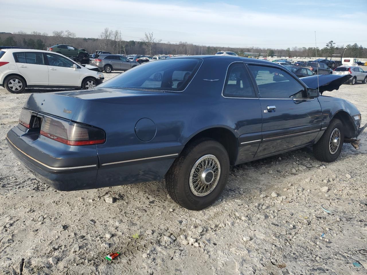 1987 Ford Thunderbird - Image 3