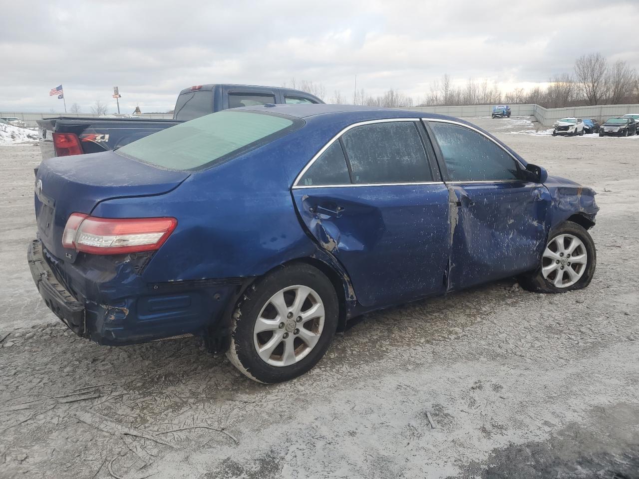 2011 Toyota Camry - Image 3