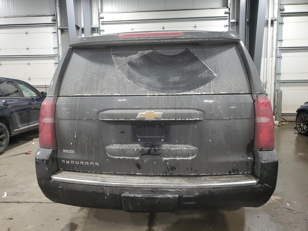 2015 Chevrolet Suburban - Image 6